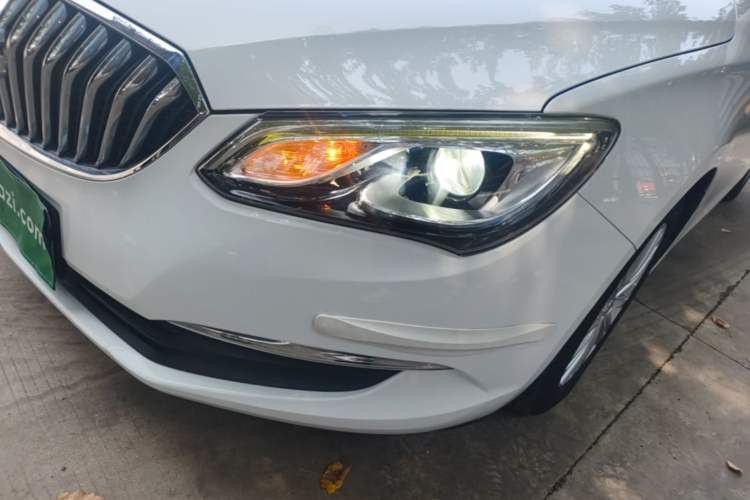 Used Buick GT 2017 15N Automatic Elite Version Left Front Headlight