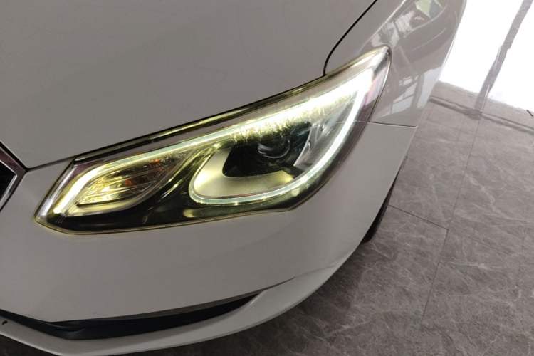 Used Buick GT 2017 15N Automatic Elite Version Left Front Headlight