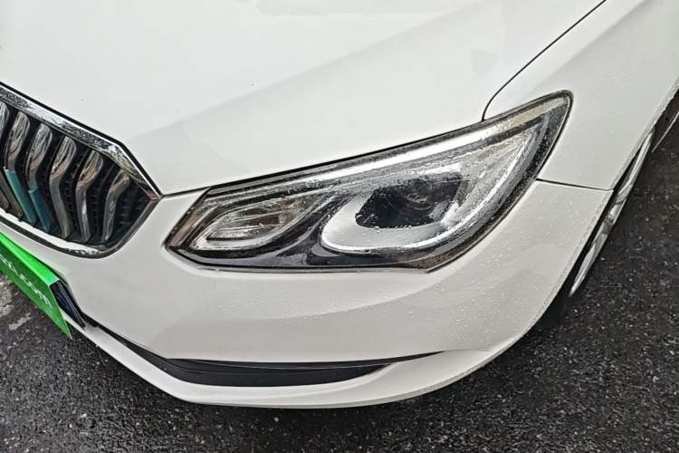 Used Buick GT 2017 15N Automatic Entry-Level Trim Left Front Headlight