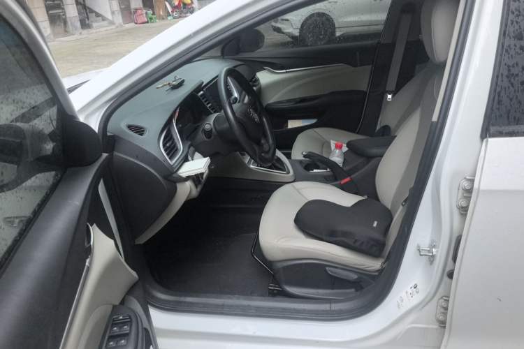 Used Buick GT 2017 15N Automatic Elite Version Left Front Seat