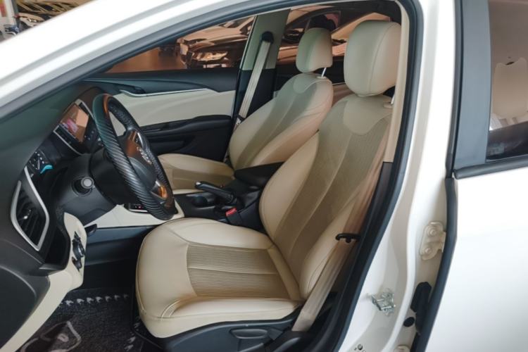 Used Buick GT 2017 15N Automatic Elite Version Left Front Seat