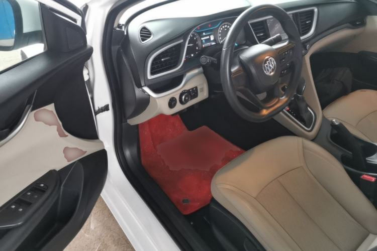 Used Buick GT 2017 15N Automatic Elite Version Left Front Seat