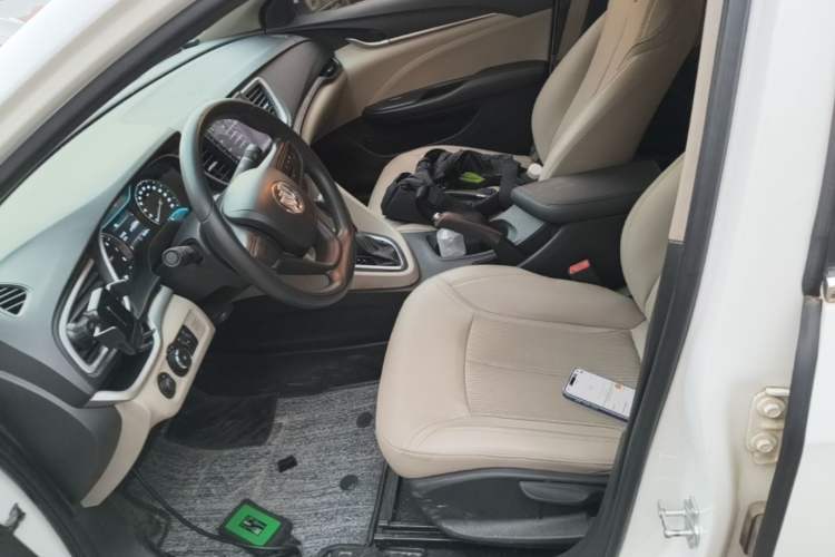 Used Buick GT 2017 15N Automatic Elite Version Left Front Seat