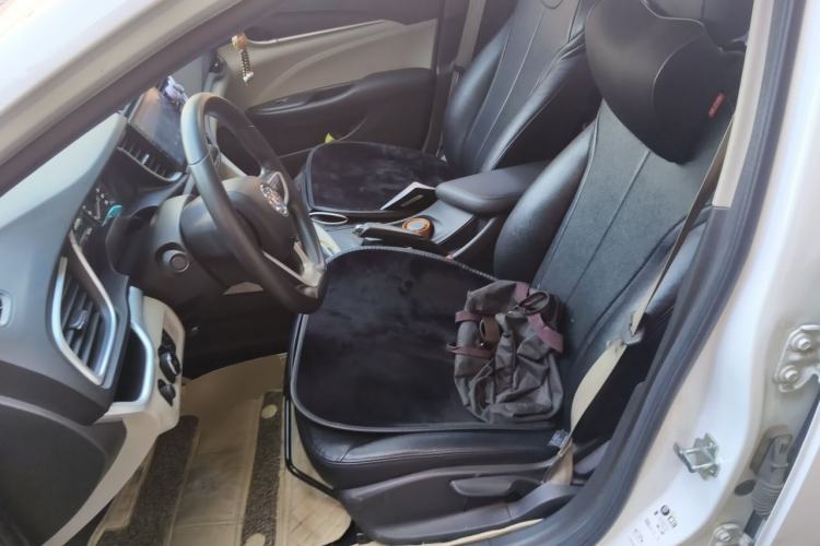 Used Buick GT 2017 15N Automatic Elite Version Left Front Seat