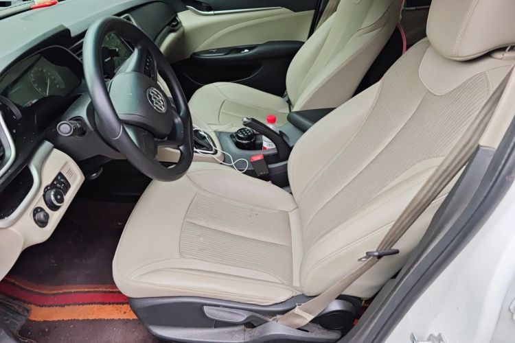 Used Buick GT 2017 15N Automatic Elite Version Left Front Seat