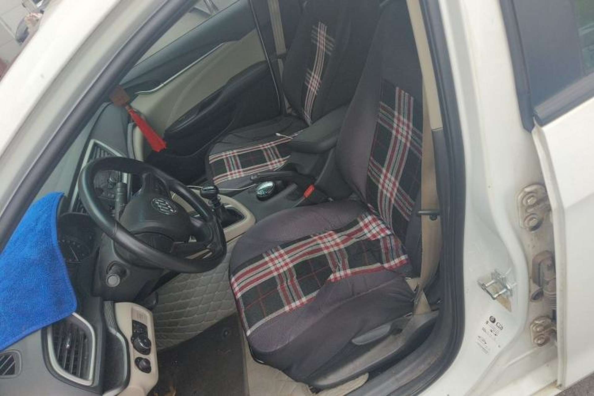 Used Buick GT 2017 15N Manual Entry-Level Trim Left Front Seat