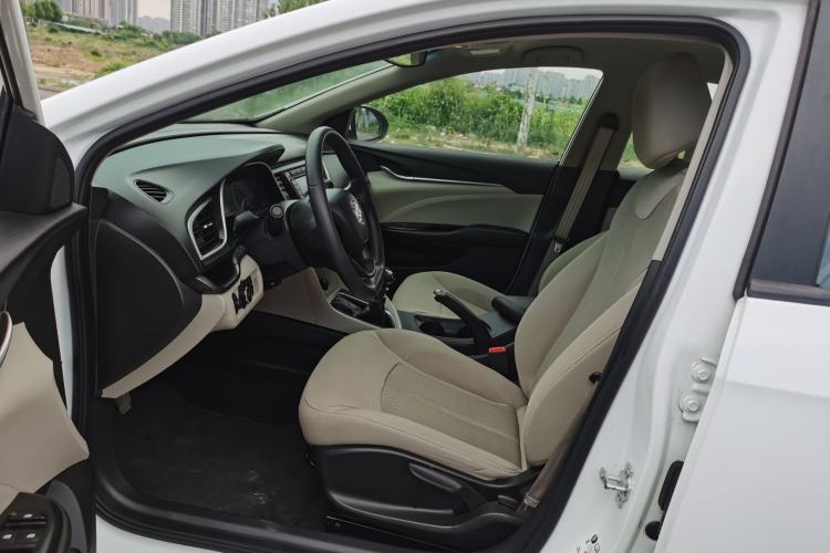 Used Buick GT 2017 15N Manual Entry-Level Trim Left Front Seat