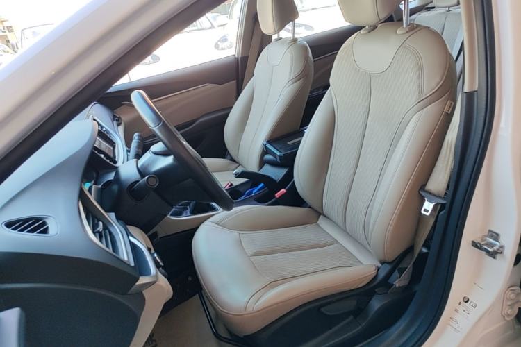 Used Buick GT 2017 15N Manual Elite Version Left Front Seat