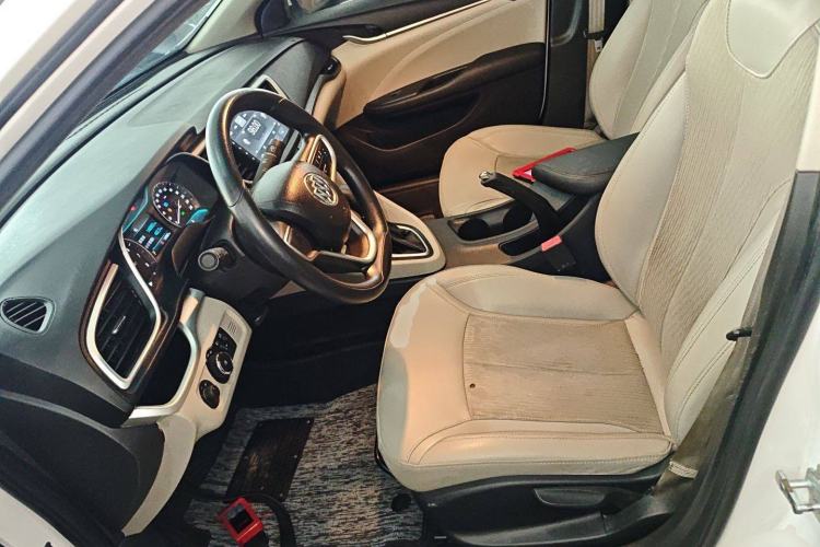 Used Buick GT 2017 15N Automatic Elite Version Left Front Seat