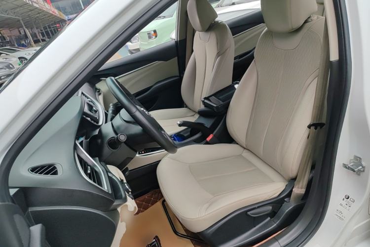 Used Buick GT 2017 15N Automatic Elite Version Left Front Seat