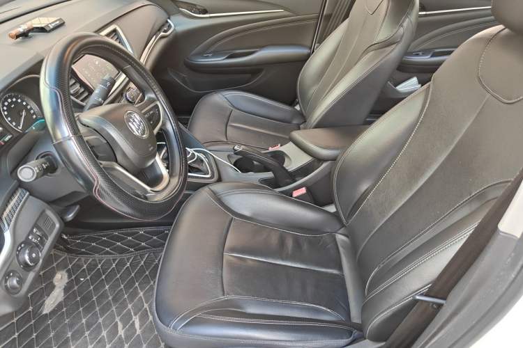 Used Buick GT 2017 15N Automatic Deluxe Edition Left Front Seat