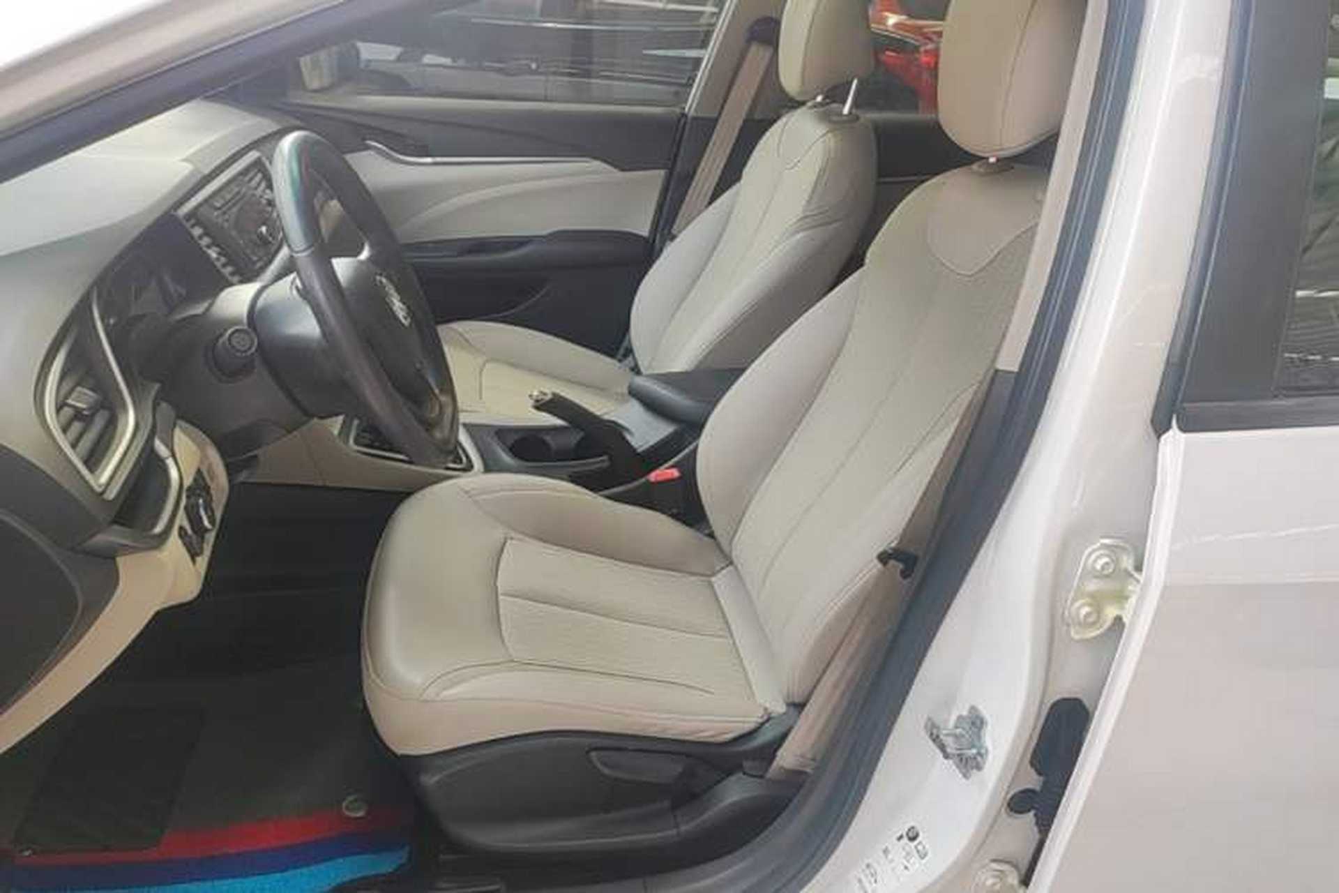 Used Buick GT 2017 15N Automatic Elite Version Left Front Seat
