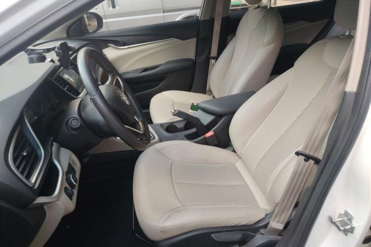 Used Buick GT 2017 15N Automatic Elite Version Left Front Seat