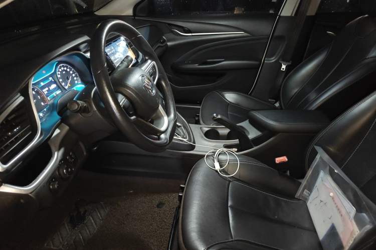 Used Buick GT 2017 15N Automatic Deluxe Edition Left Front Seat