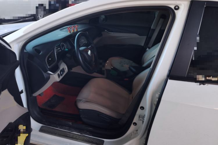 Used Buick GT 2017 15N Manual Elite Version Left Front Seat