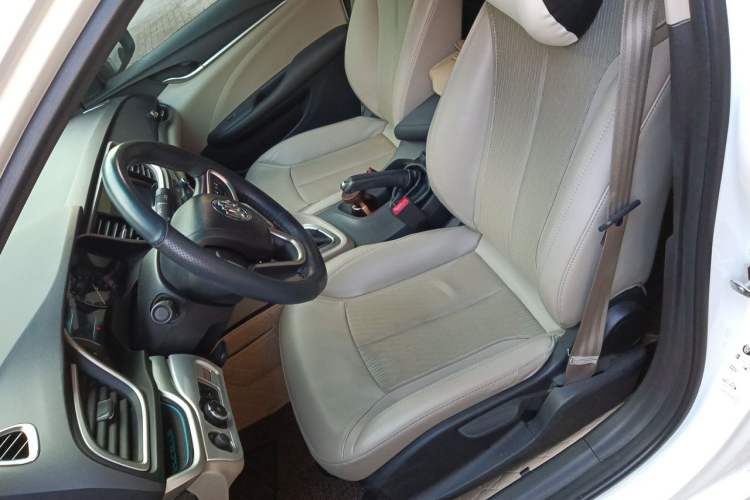 Used Buick GT 2017 15N Automatic Elite Version Left Front Seat