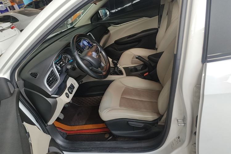 Used Buick GT 2017 15N Manual Elite Version Left Front Seat