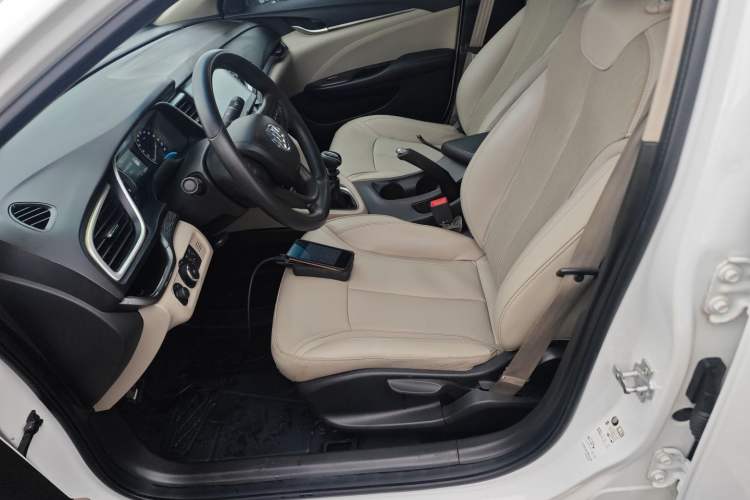 Used Buick GT 2017 15N Manual Elite Version Left Front Seat