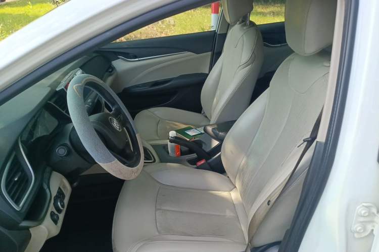 Used Buick GT 2017 15N Automatic Elite Version Left Front Seat