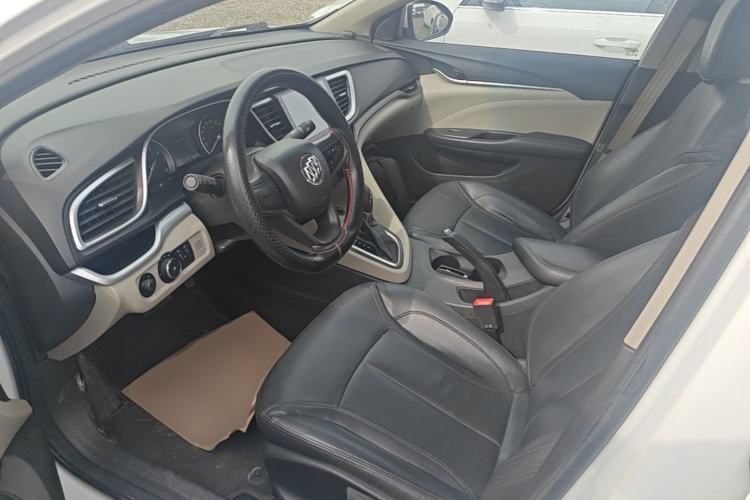 Used Buick GT 2017 15N Automatic Elite Version Left Front Seat
