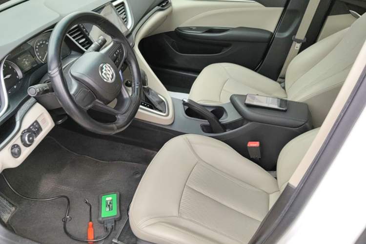 Used Buick GT 2017 15N Automatic Elite Version Left Front Seat