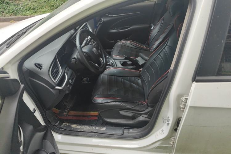 Used Buick GT 2017 15N Automatic Deluxe Edition Left Front Seat