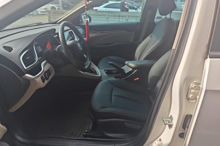 Used Buick GT 2017 15N Automatic Entry-Level Trim Left Front Seat