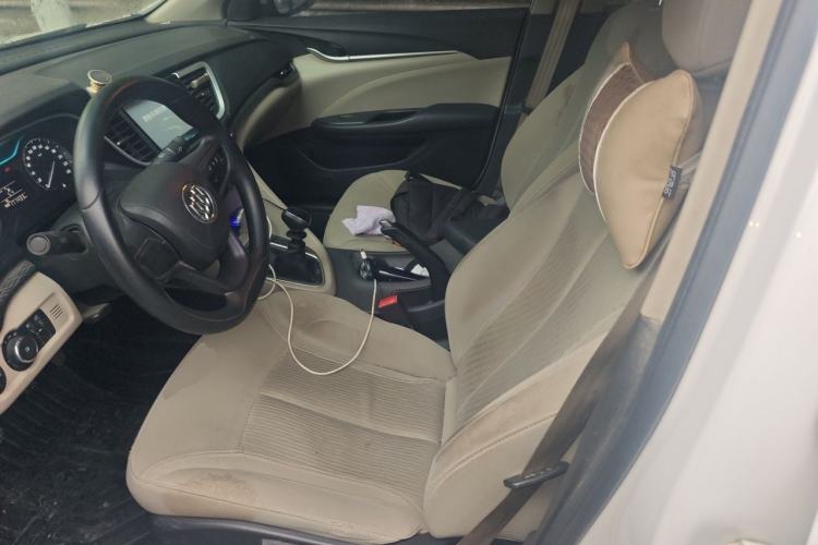 Used Buick GT 2017 15N Manual Entry-Level Trim Left Front Seat