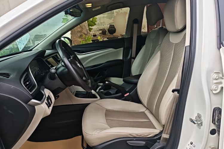 Used Buick GT 2017 15N Manual Elite Version Left Front Seat