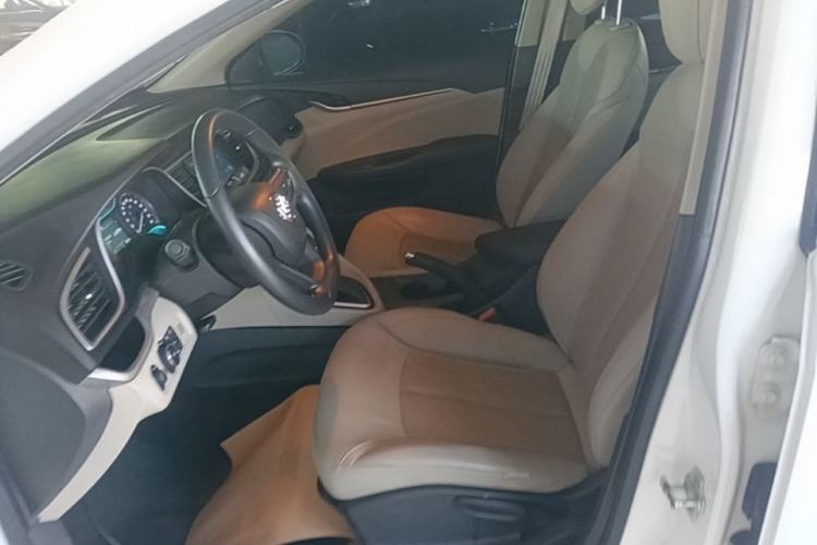 Used Buick GT 2017 15N Automatic Elite Version Left Front Seat