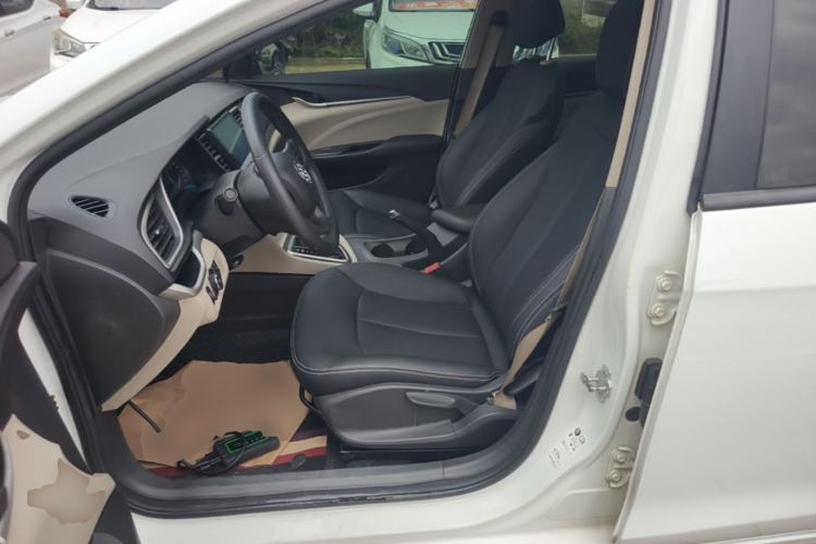 Used Buick GT 2017 15N Automatic Elite Version Left Front Seat