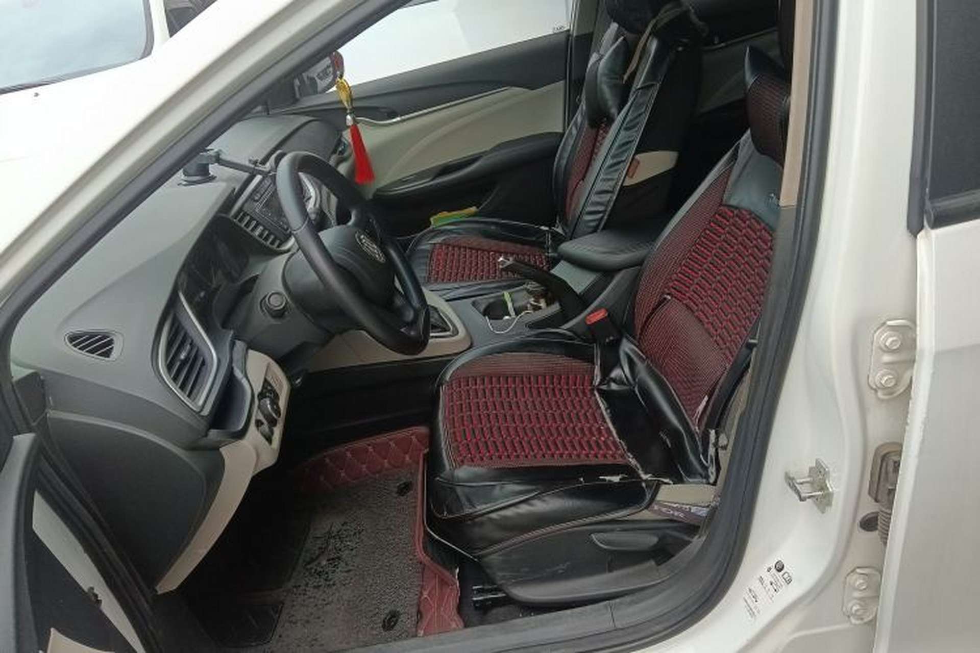 Used Buick GT 2017 15N Automatic Elite Version Left Front Seat