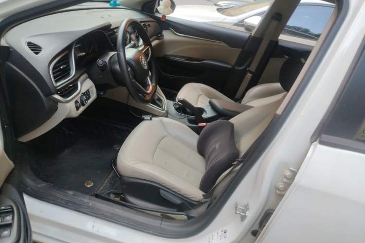 Used Buick GT 2017 15N Automatic Elite Version Left Front Seat
