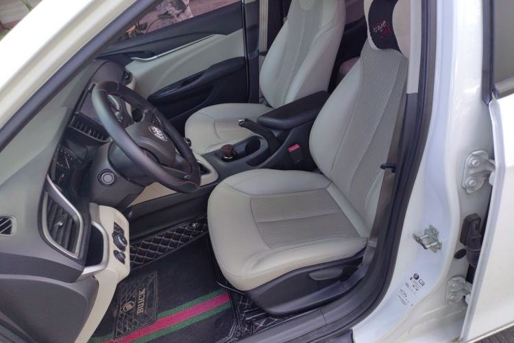 Used Buick GT 2017 15N Manual Elite Version Left Front Seat