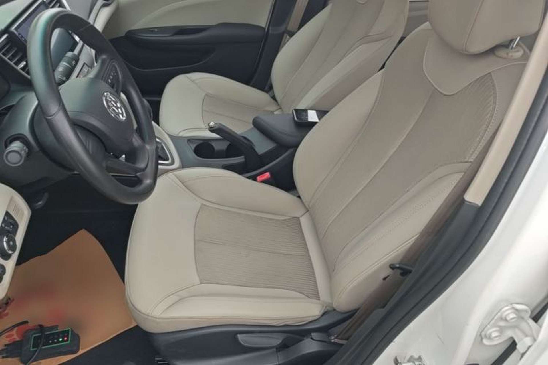 Used Buick GT 2017 15N Automatic Elite Version Left Front Seat