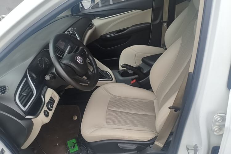 Used Buick GT 2017 15N Automatic Elite Version Left Front Seat