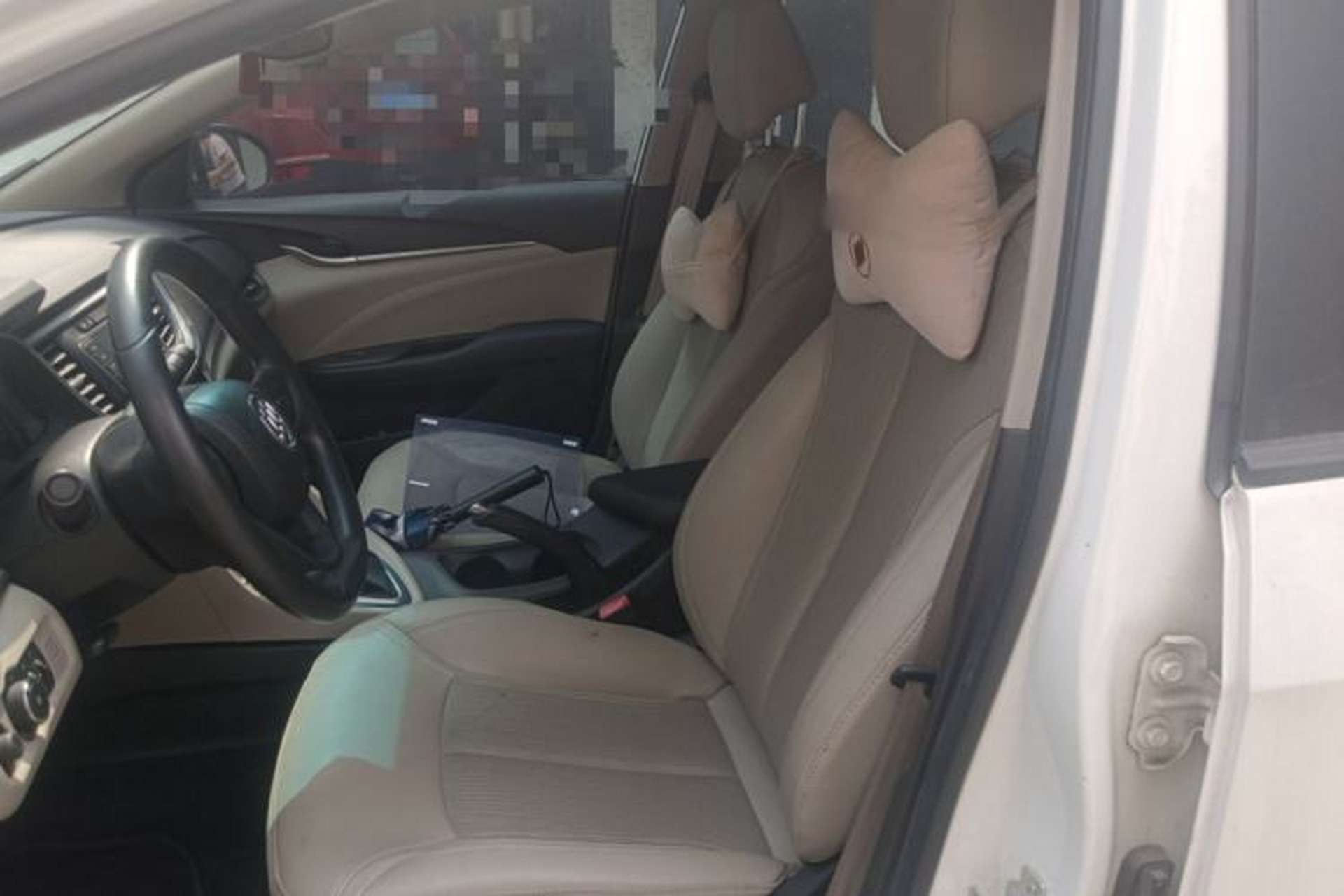 Used Buick GT 2017 15N Automatic Elite Version Left Front Seat