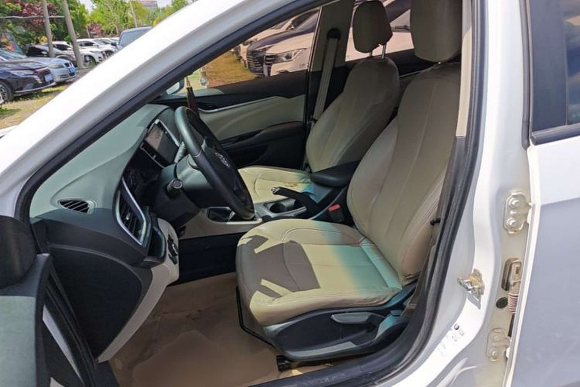 Used Buick GT 2017 15N Manual Entry-Level Trim Left Front Seat