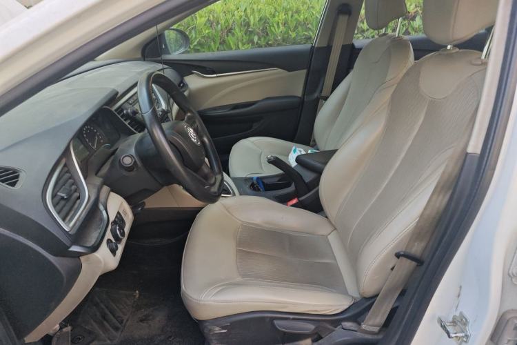 Used Buick GT 2017 15N Automatic Elite Version Left Front Seat