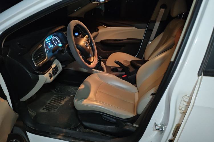 Used Buick GT 2017 15N Manual Elite Version Left Front Seat