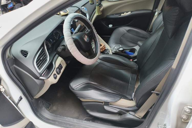 Used Buick GT 2017 15N Automatic Elite Version Left Front Seat