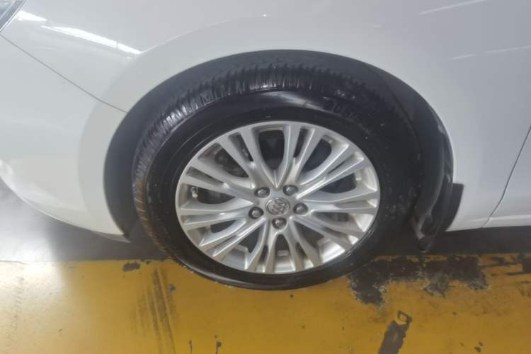 Used Buick GT 2017 15N Automatic Elite Version Left Front Wheel Hub