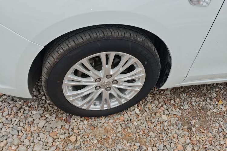 Used Buick GT 2017 15N Automatic Elite Version Left Front Wheel Hub
