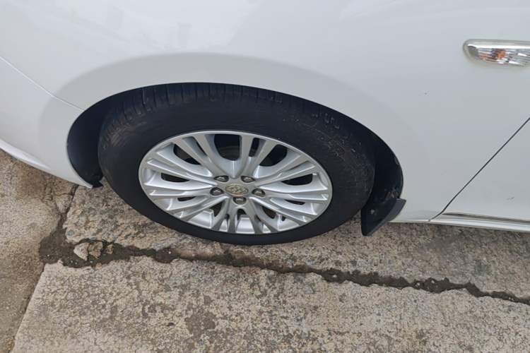 Used Buick GT 2017 15N Automatic Elite Version Left Front Wheel Hub