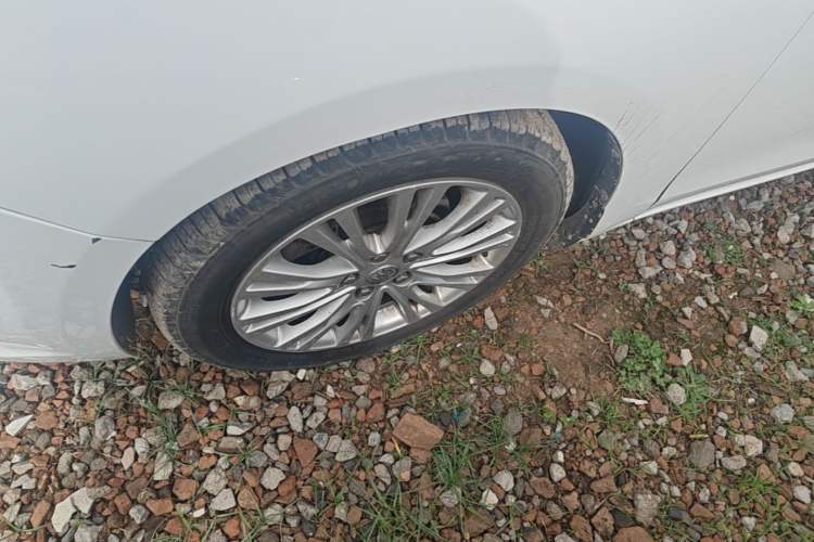 Used Buick GT 2017 15N Automatic Elite Version Left Front Wheel Hub