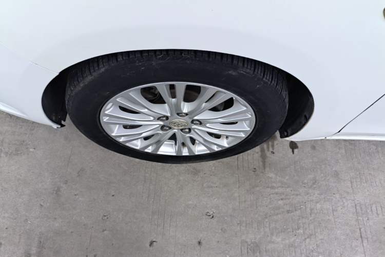 Used Buick GT 2017 15N Manual Elite Version Left Front Wheel Hub