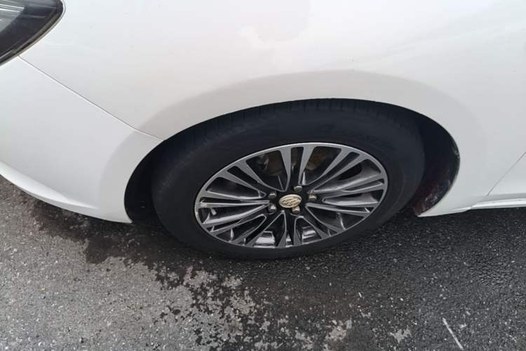 Used Buick GT 2017 15N Automatic Deluxe Edition Left Front Wheel Hub