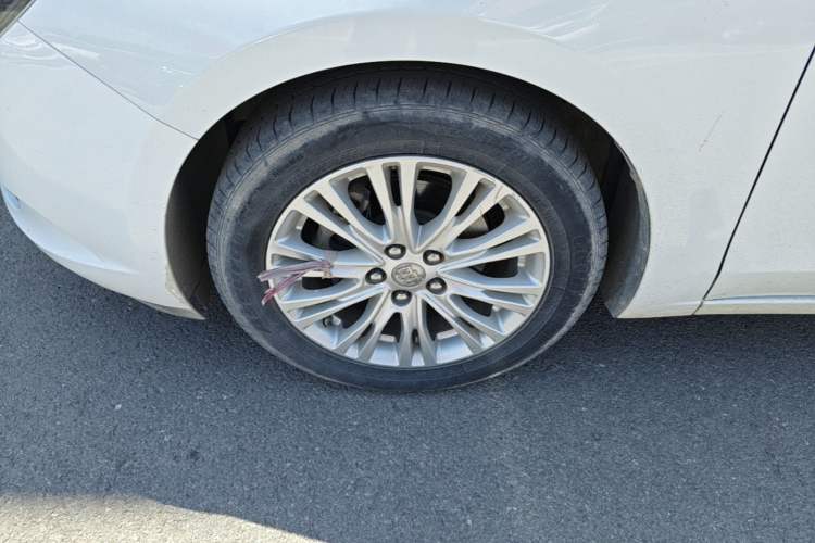 Used Buick GT 2017 15N Automatic Elite Version Left Front Wheel Hub