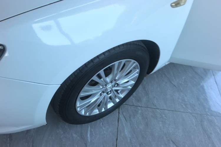 Used Buick GT 2017 15N Automatic Elite Version Left Front Wheel Hub