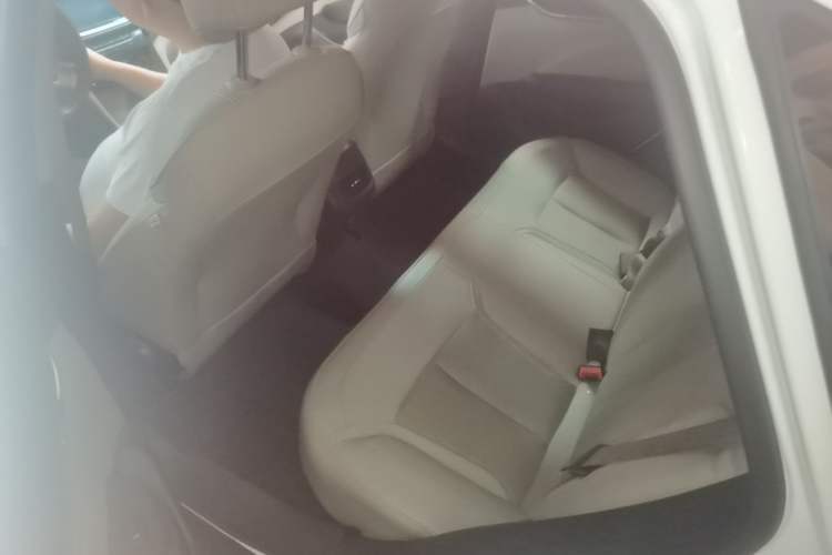 Used Buick GT 2017 15N Automatic Elite Version Left Rear Seat